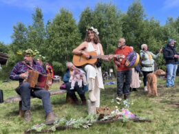 Maypole band