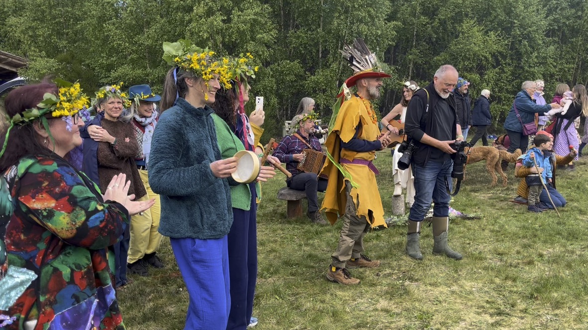 Weaving Maypole magic