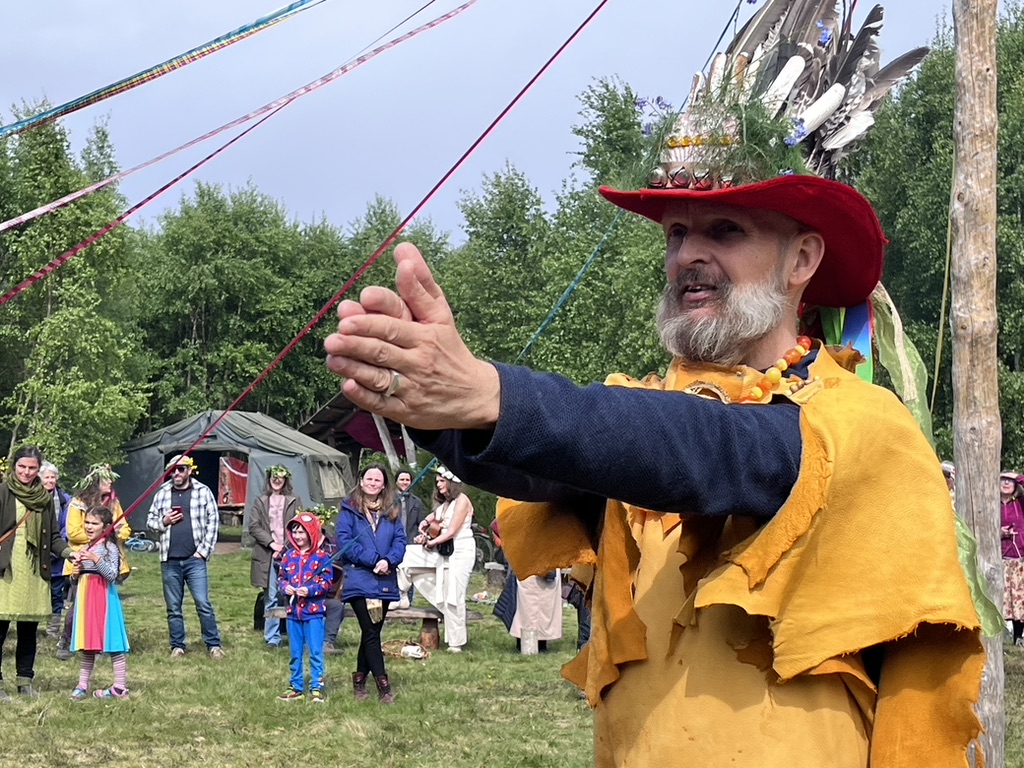 Weaving Maypole magic